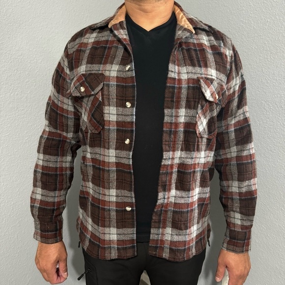 River Trade Men 100% Wool Blend ButtonDown Long Sleeves Plaid Flannel Shirt Sz L - Picture 1 of 17